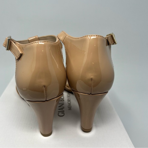 Giani Bernini Clara Pumps - Picture 5 of 8